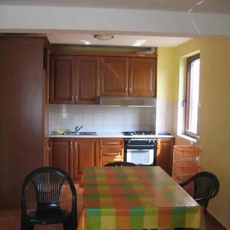 Seafront Soline Apartment *