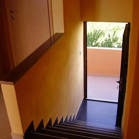 Seafront Soline Apartment *